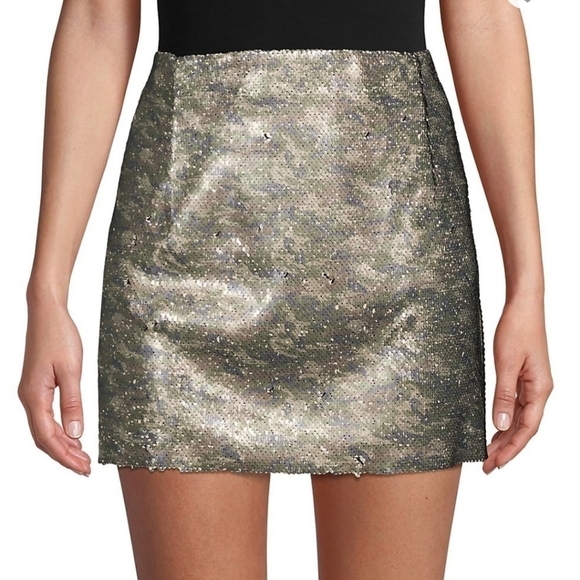 Free People Dresses & Skirts - Free People skinny sequin camo mini skirt sz12